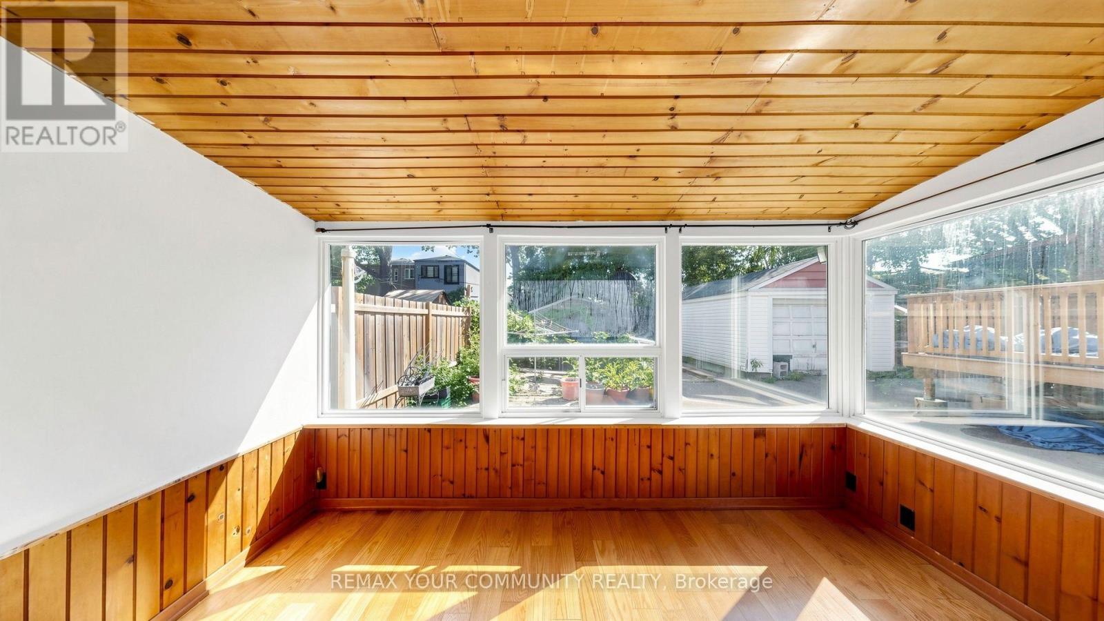 73 ROBINSON AVENUE - 3