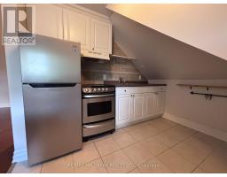 Loft - 27 Delaware Avenue, Toronto, ON M6H2S8 Photo 10