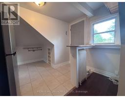 Loft - 27 Delaware Avenue, Toronto, ON M6H2S8 Photo 8