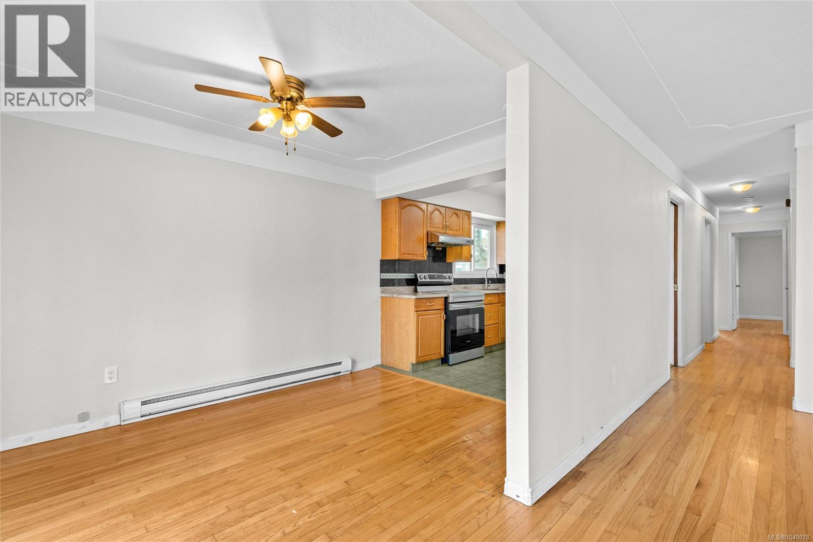 1575 Burton Ave - 6