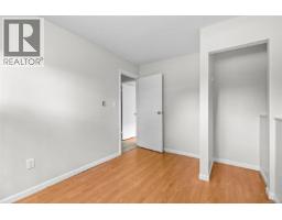 1575 Burton Ave, Victoria, BC V8T2N3 Photo 29