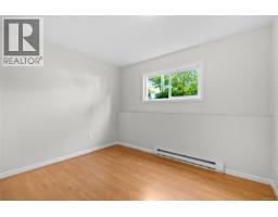 1575 Burton Ave, Victoria, BC V8T2N3 Photo 30
