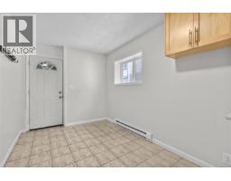 1575 Burton Ave, Victoria, BC V8T2N3 Photo 21