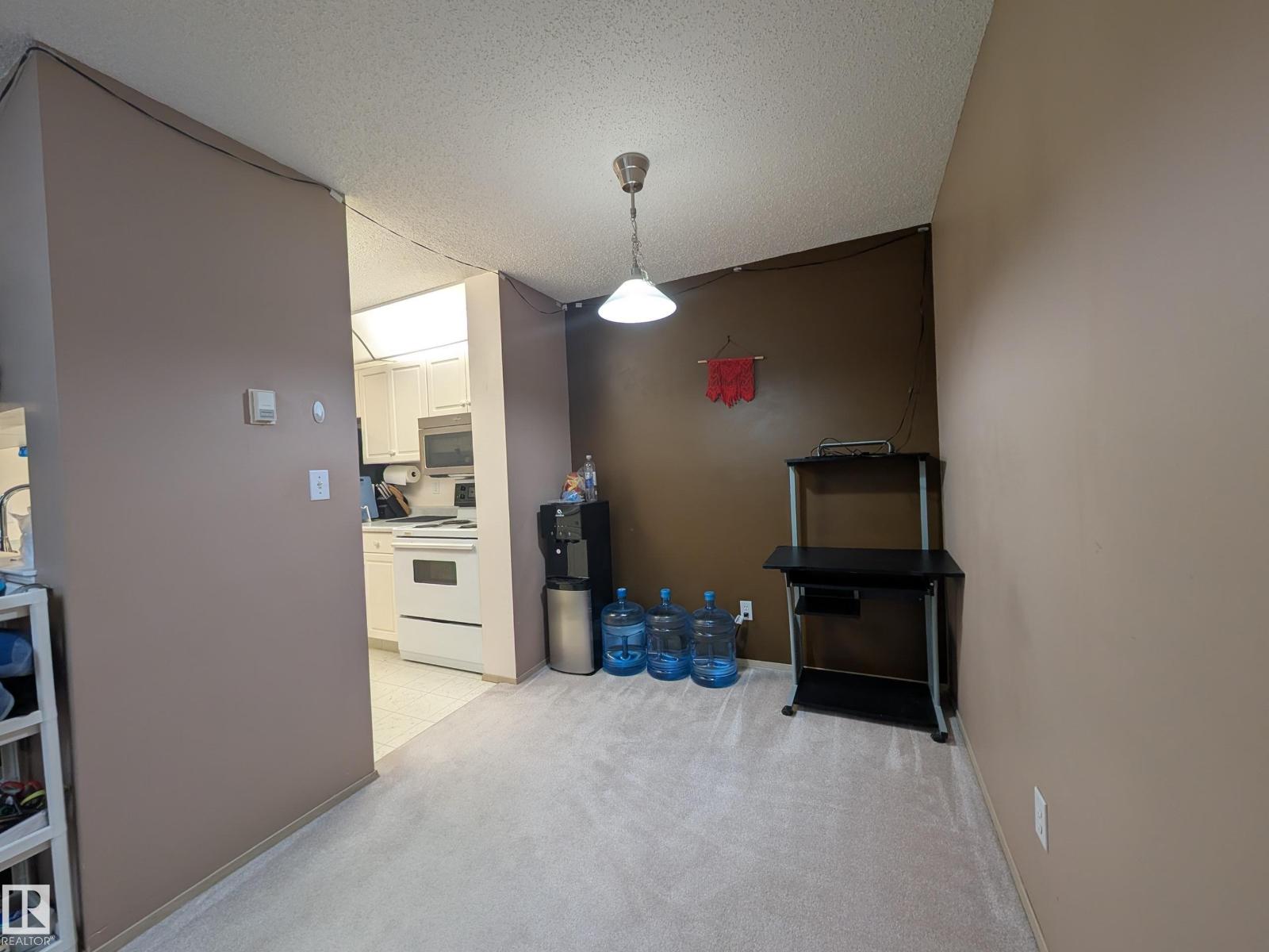 #310 17467 98A AV NW - 8