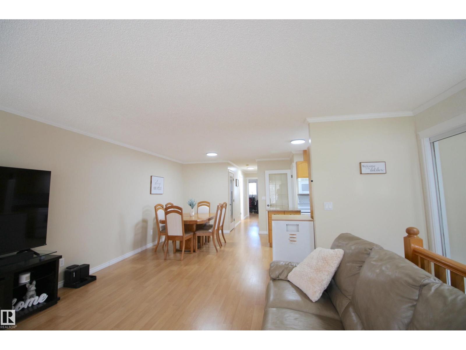 5132 52ave - 17