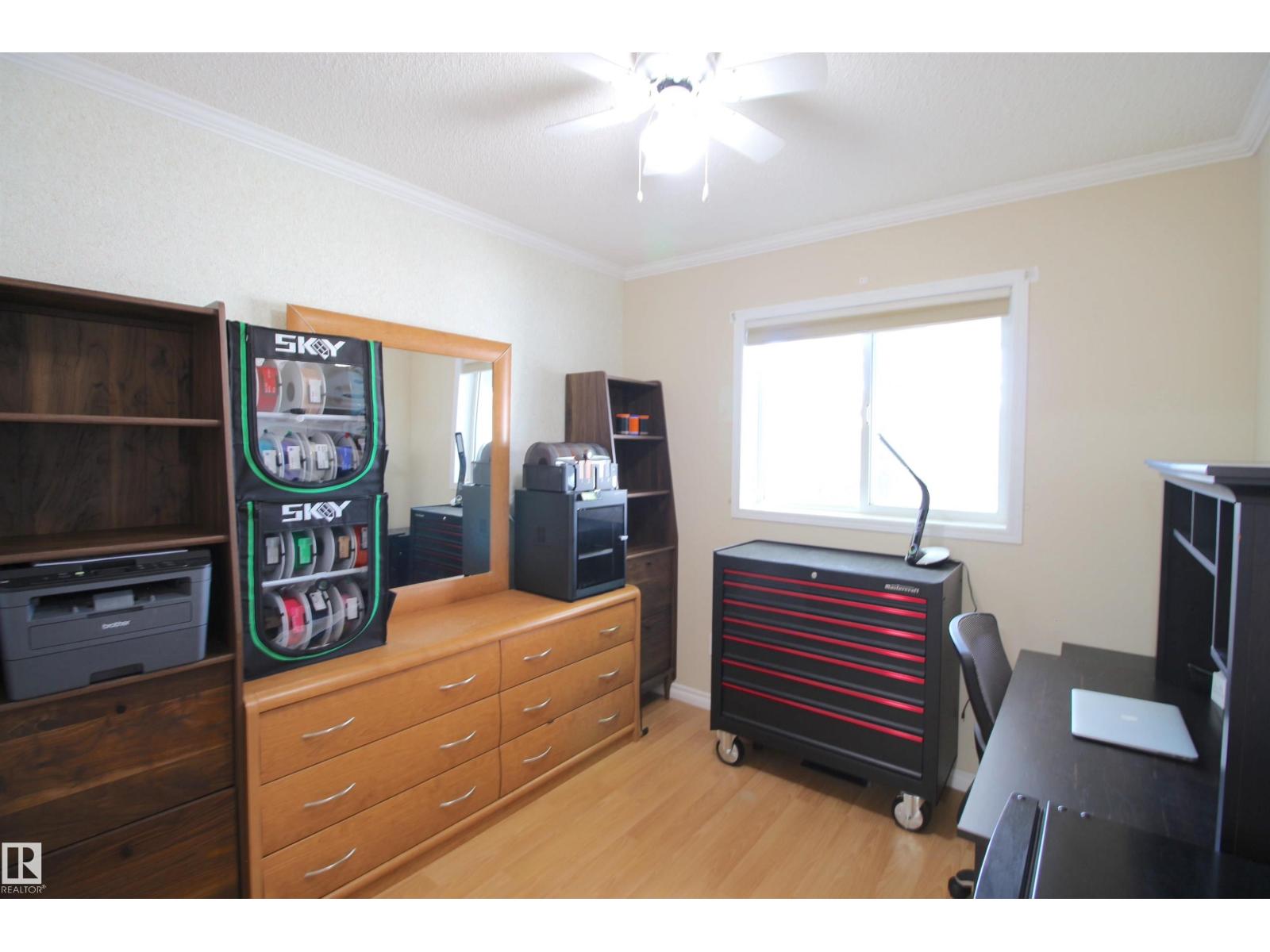 5132 52ave - Image 30