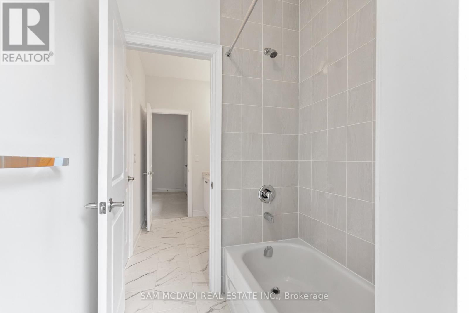 99 BLACK WALNUT COURT - Image 33