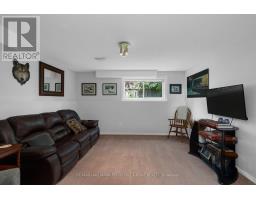 18 Draper Crescent, Barrie, ON L4N8A9 Photo 11