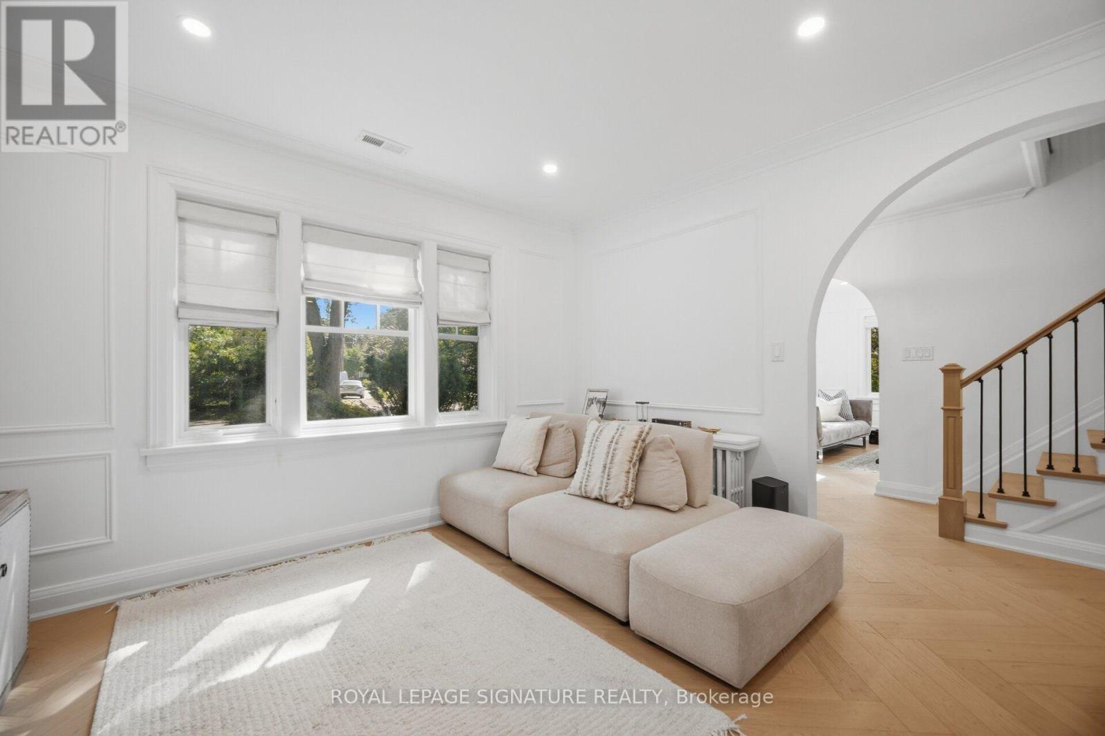 2 WEMBLEY AVENUE - 12