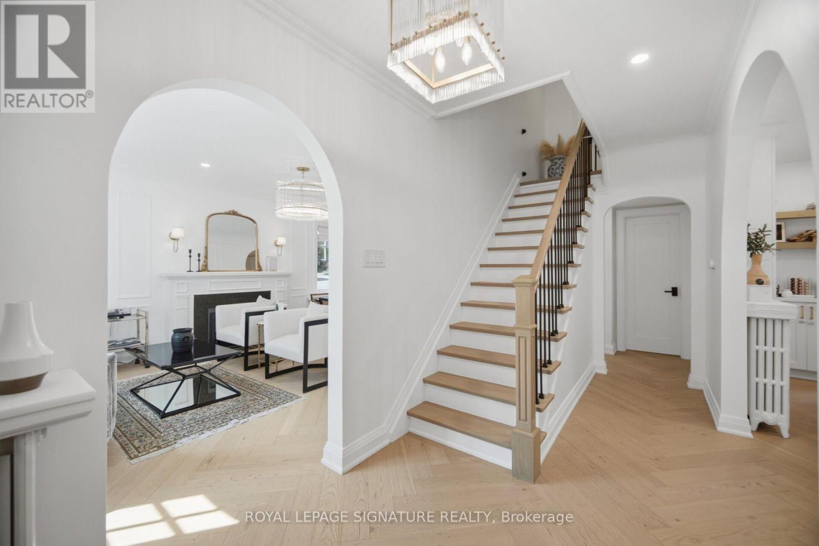 2 WEMBLEY AVENUE - 20