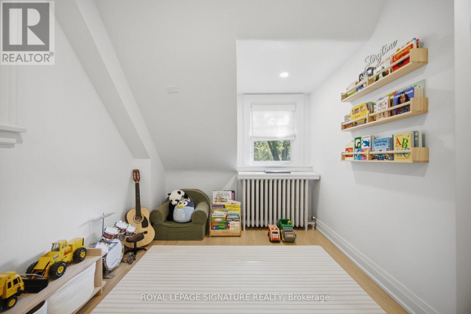 2 WEMBLEY AVENUE - 29