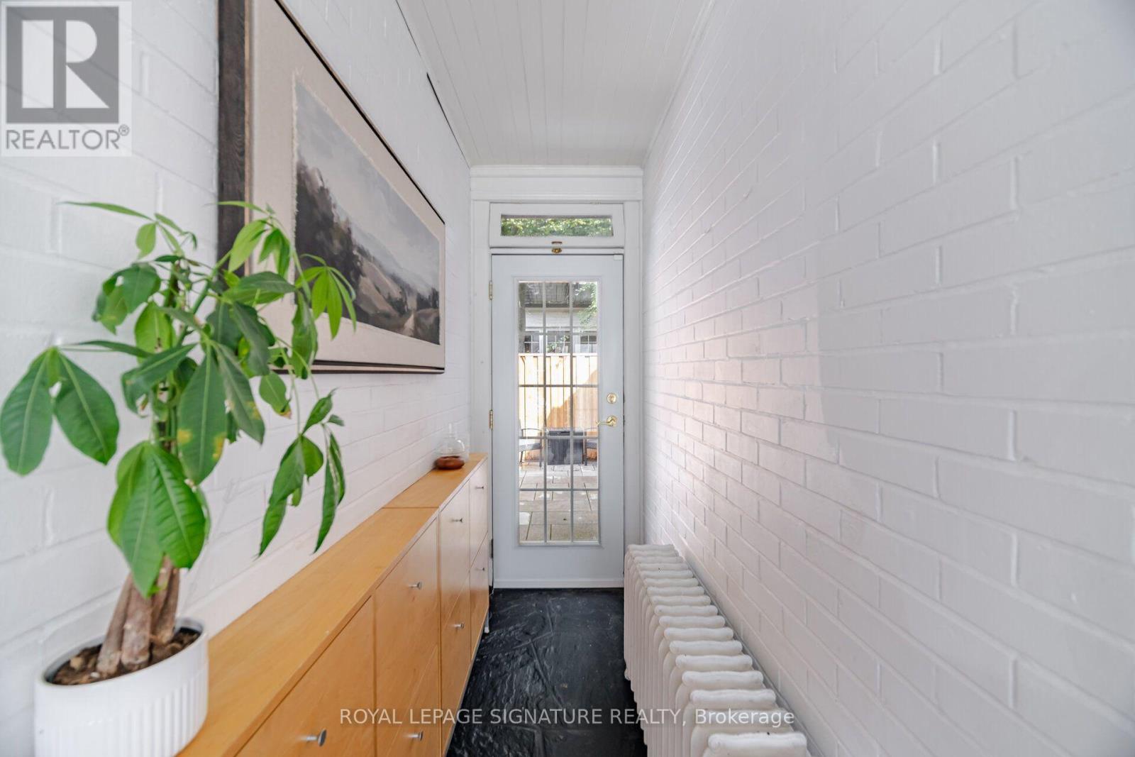 2 WEMBLEY AVENUE - Image 44