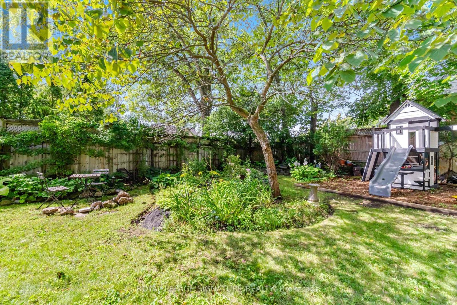 2 WEMBLEY AVENUE - 46