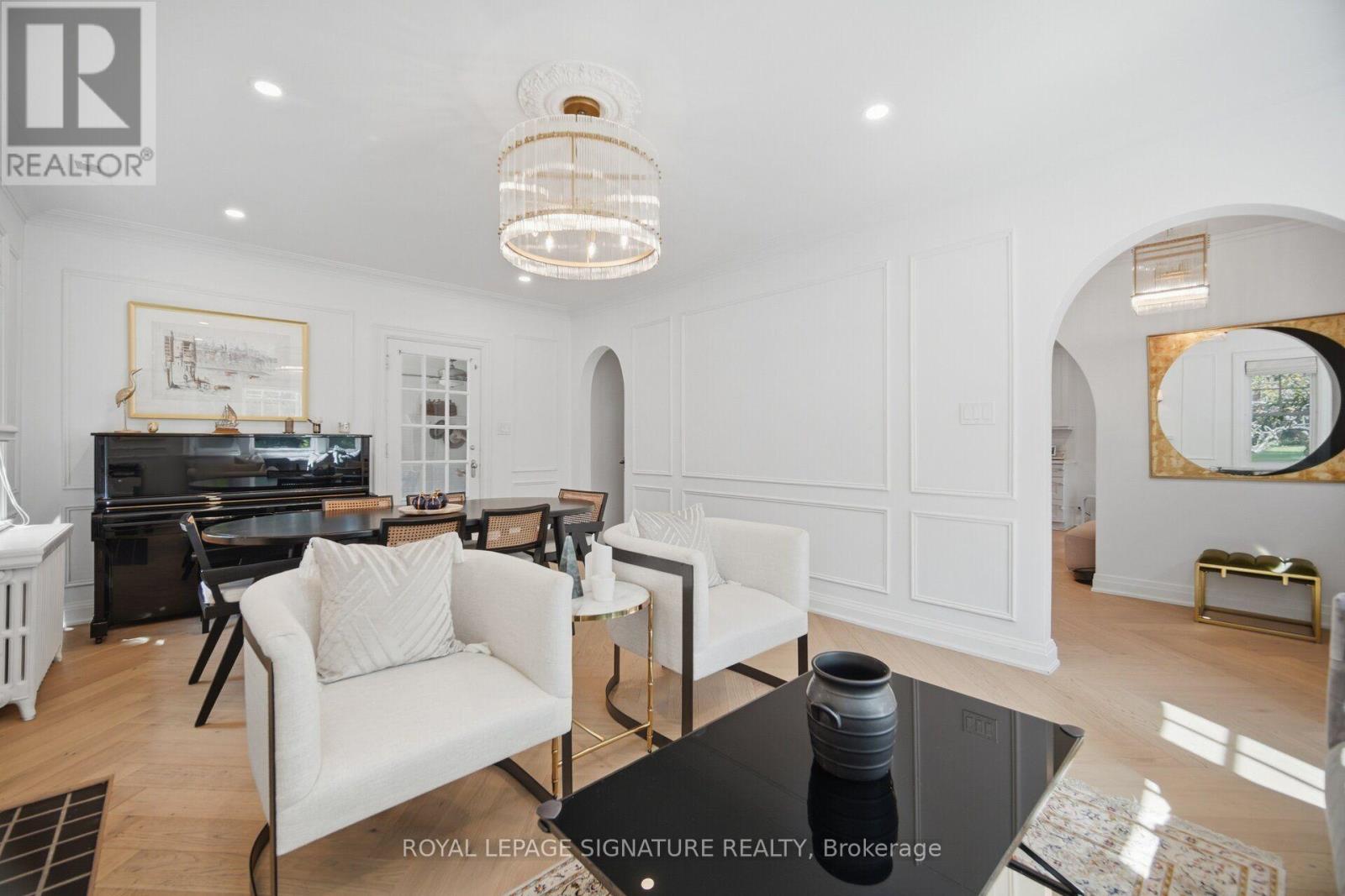 2 WEMBLEY AVENUE - 8