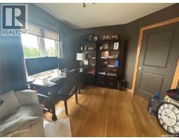 310 Brooks Road, Estevan, SK S4A2X2 Photo 15