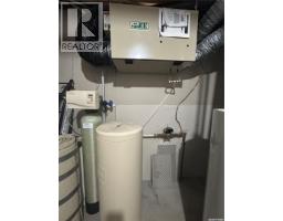 310 Brooks Road, Estevan, SK S4A2X2 Photo 34