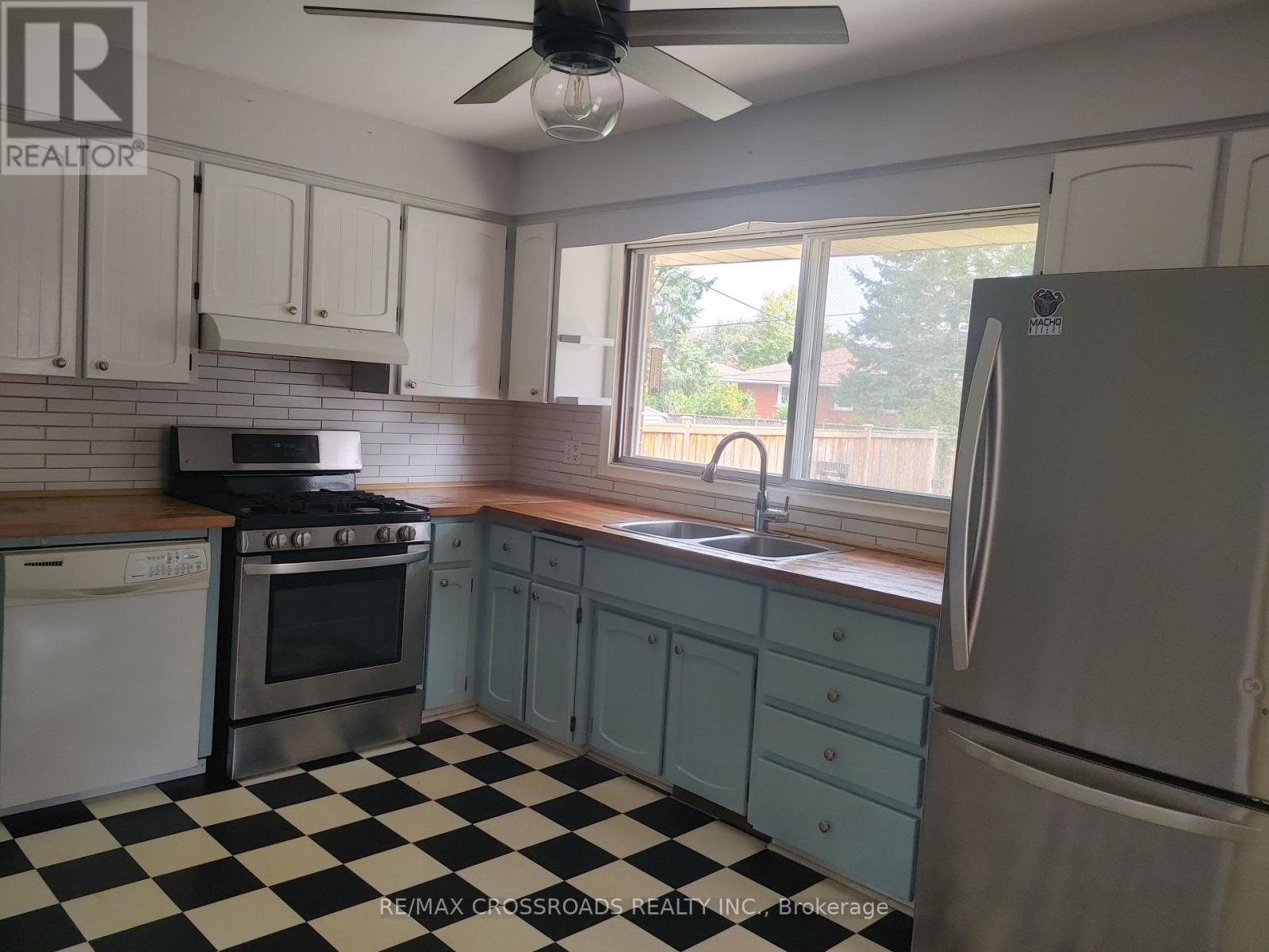 23 STRATHMERE PLACE, Guelph (Riverside Park) — photo 7