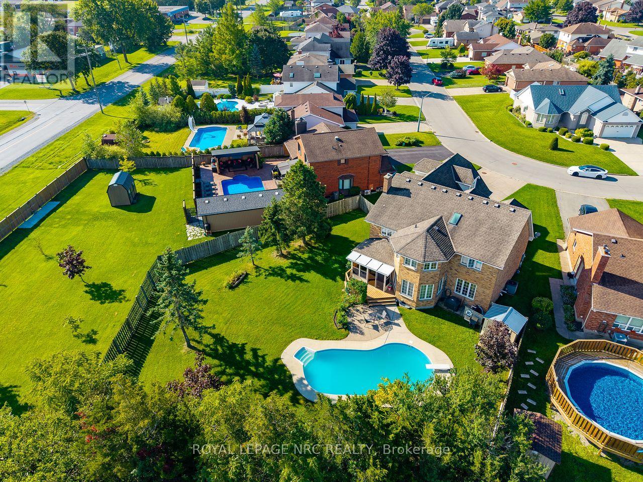 21 ELMVALE CRESCENT - 23