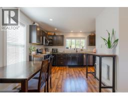 5585 Swallow Dr, Port Alberni, BC V9Y7H1 Photo 13