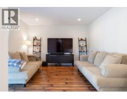 5585 Swallow Dr, Port Alberni, BC V9Y7H1 Photo 20