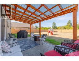 5585 Swallow Dr, Port Alberni, BC V9Y7H1 Photo 25
