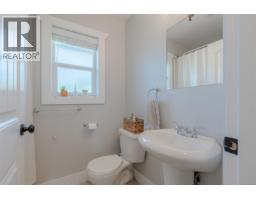 5585 Swallow Dr, Port Alberni, BC V9Y7H1 Photo 35