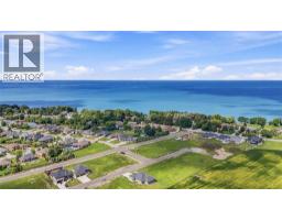 6936 Shoreside Drive, Plympton Wyoming, ON N0N1E0 Photo 47