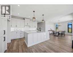 5pc Ensuite bath - 6936 Shoreside Drive, Plympton Wyoming, ON N0N1E0 Photo 8