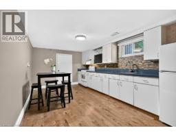 102 Birchlawn Drive, Stoney Creek, ON L8G4B7 Photo 32