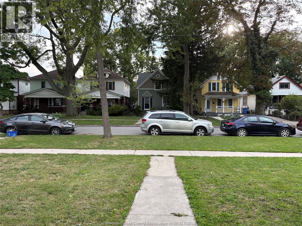 216 CAMERON AVENUE, Windsor — photo 3