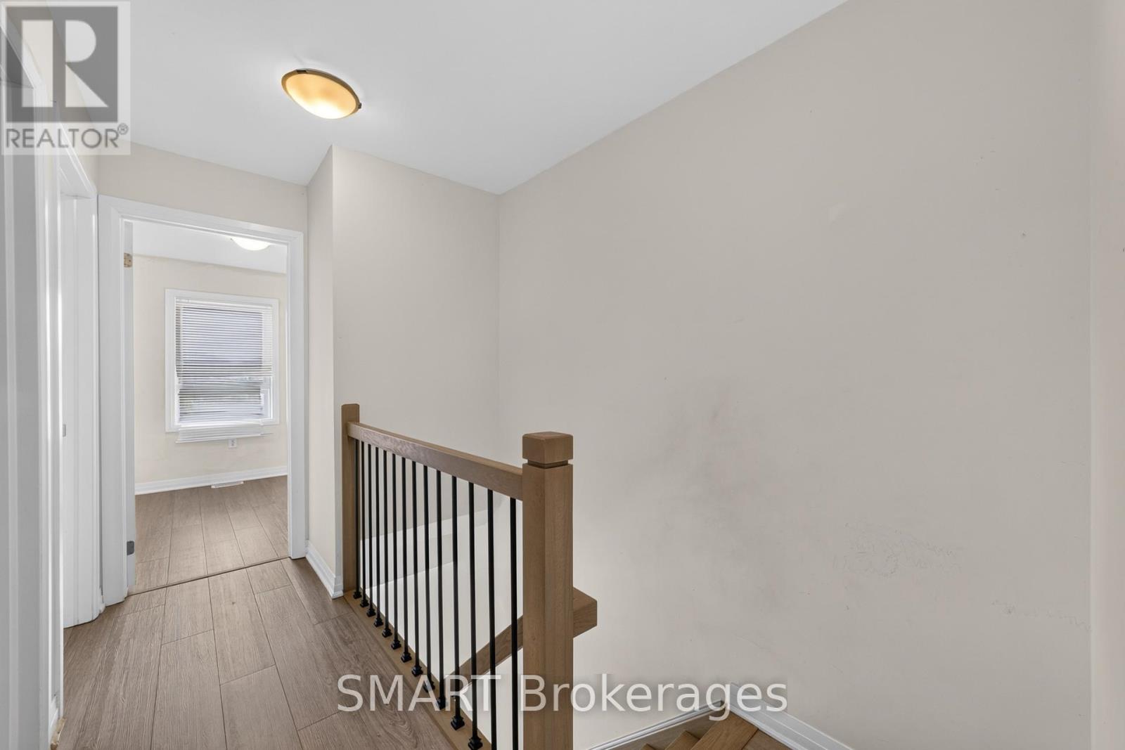 #10 51 SPARROW AVENUE - Image 12