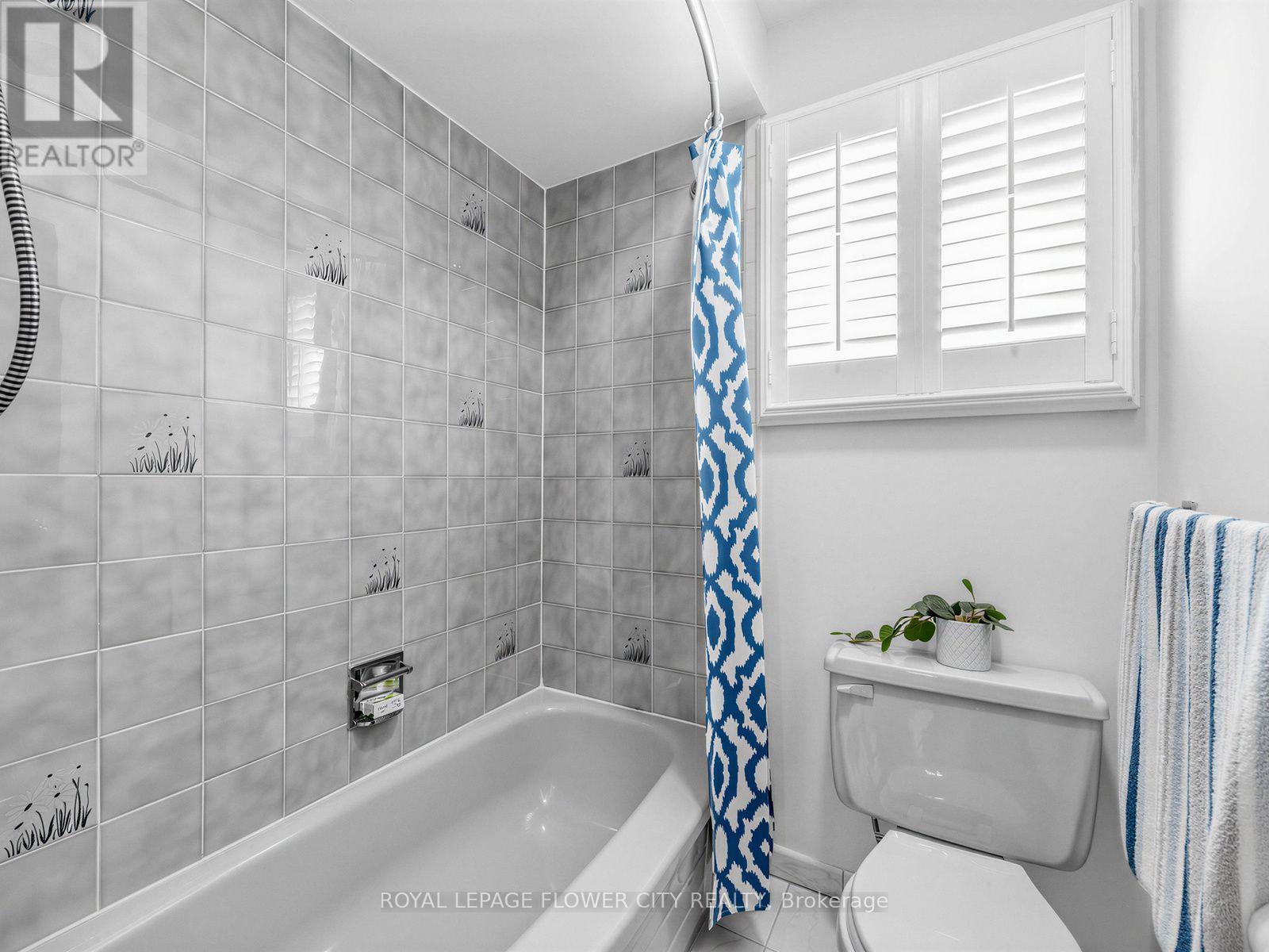 247 VODDEN STREET W - Image 25