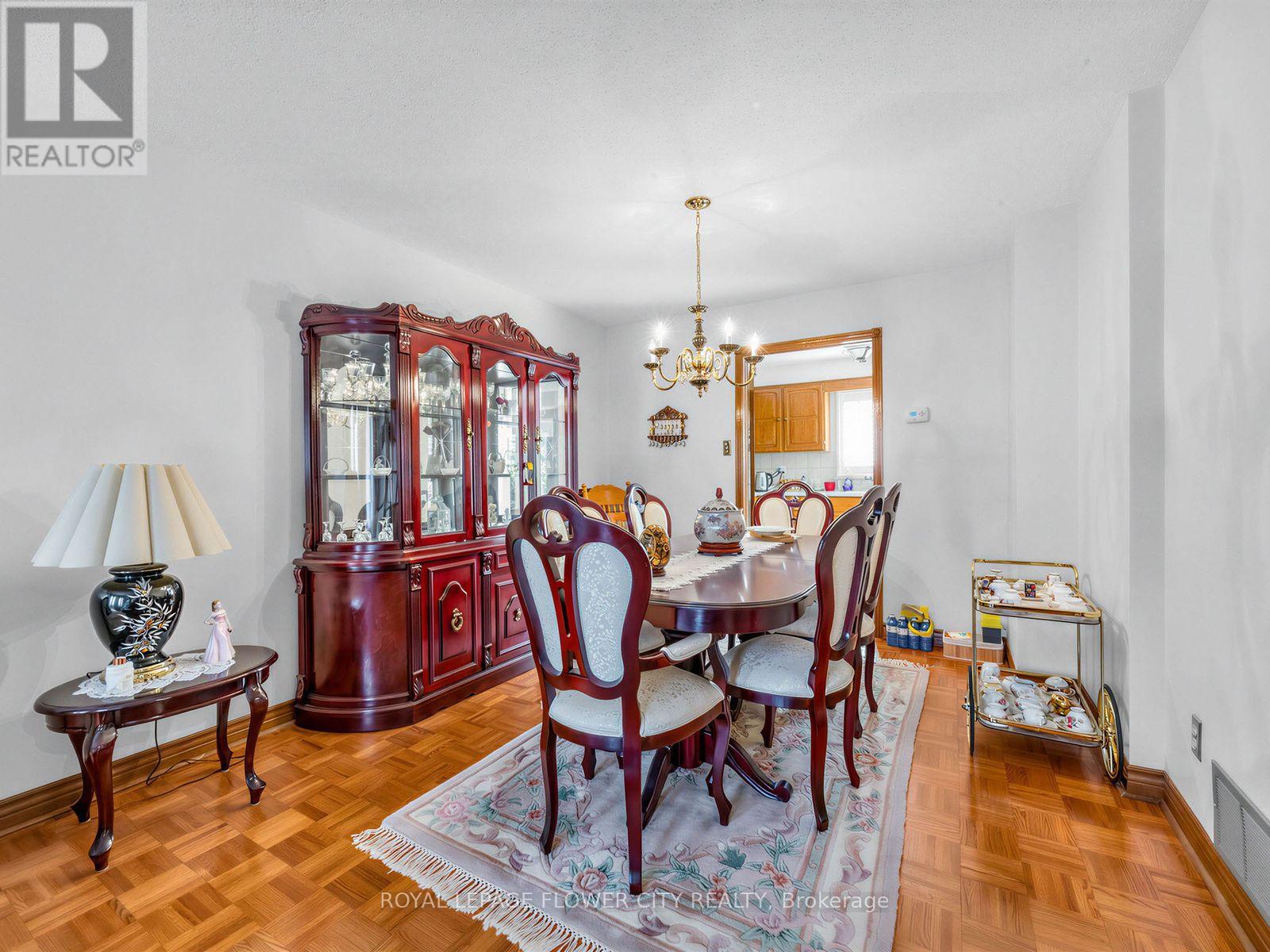247 VODDEN STREET W - 11