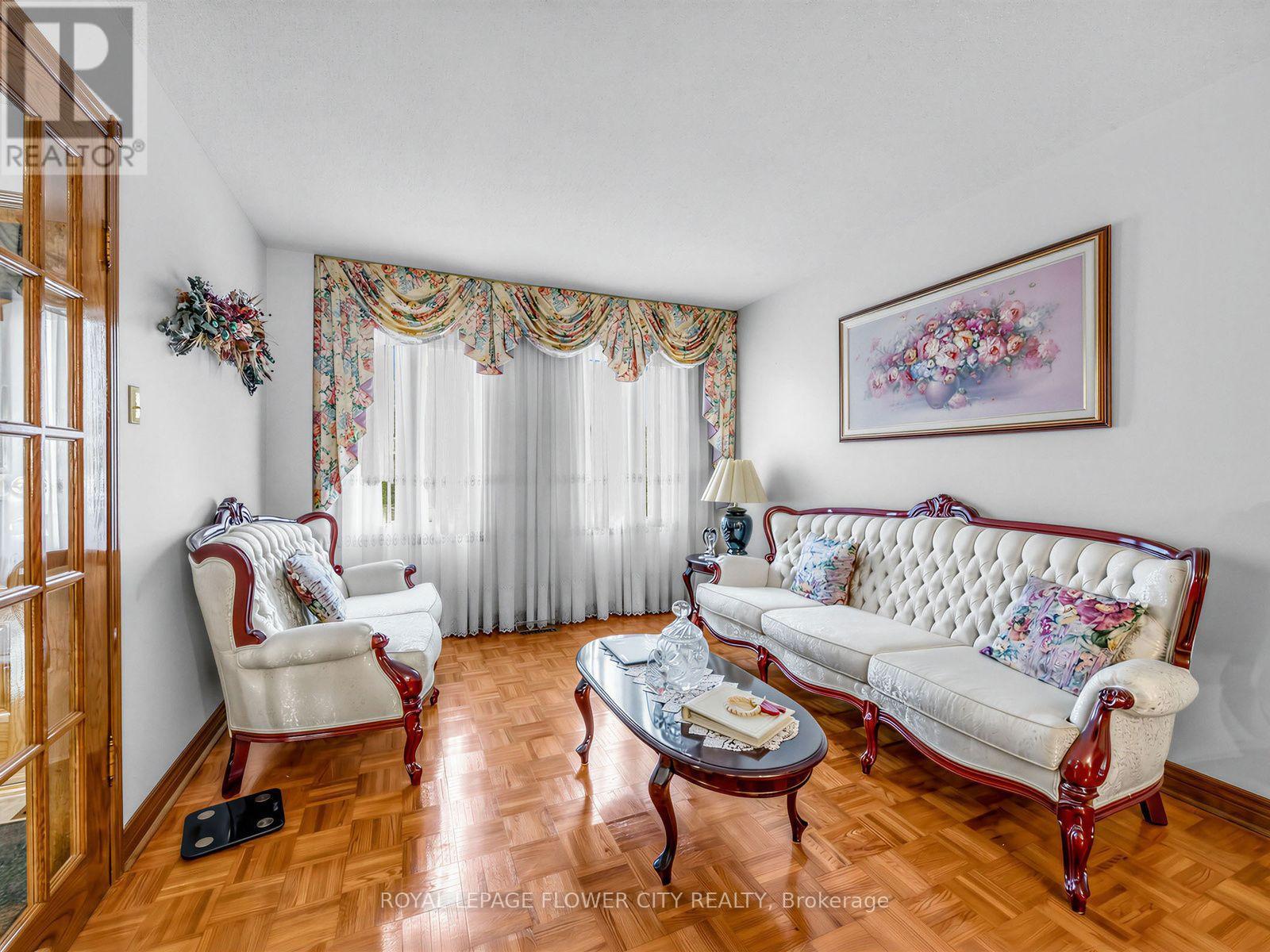 247 VODDEN STREET W - 9