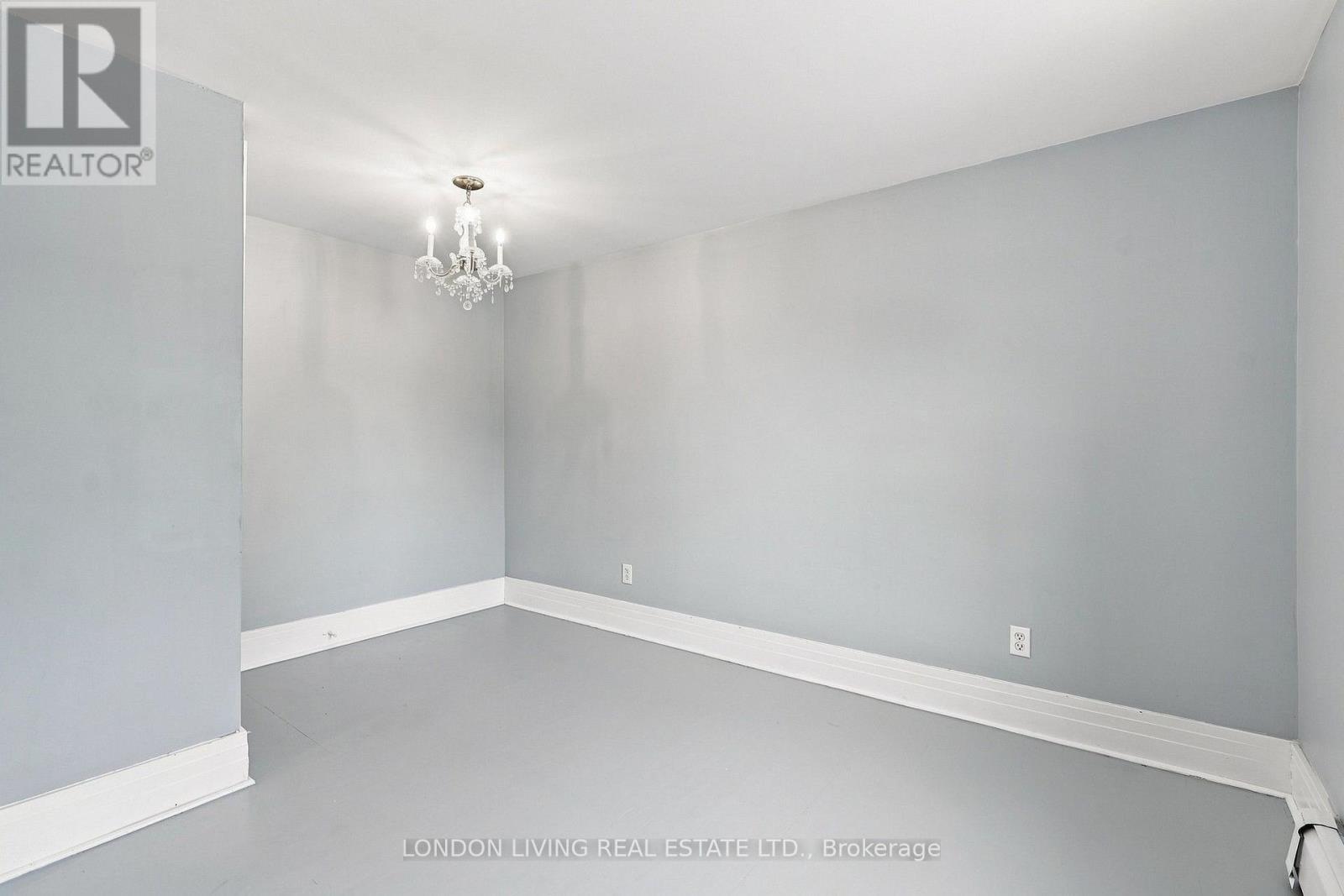 709 PRINCESS AVENUE - 24