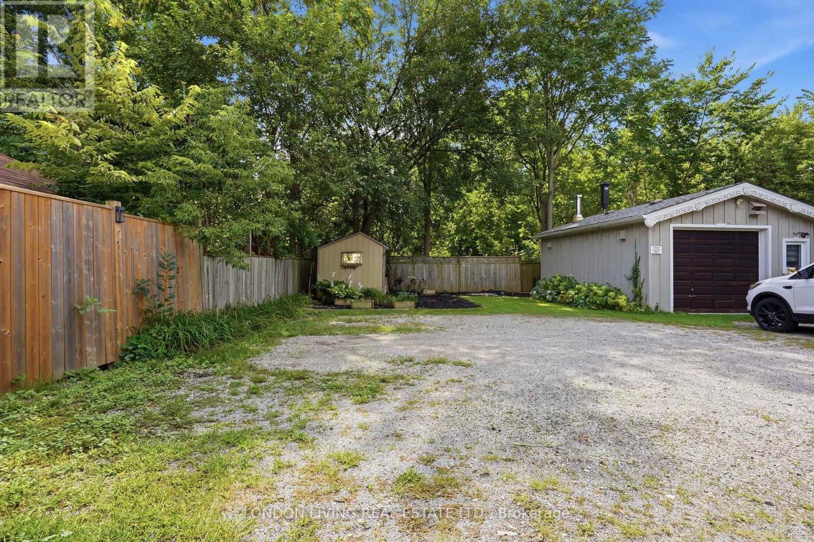 709 PRINCESS AVENUE - 41