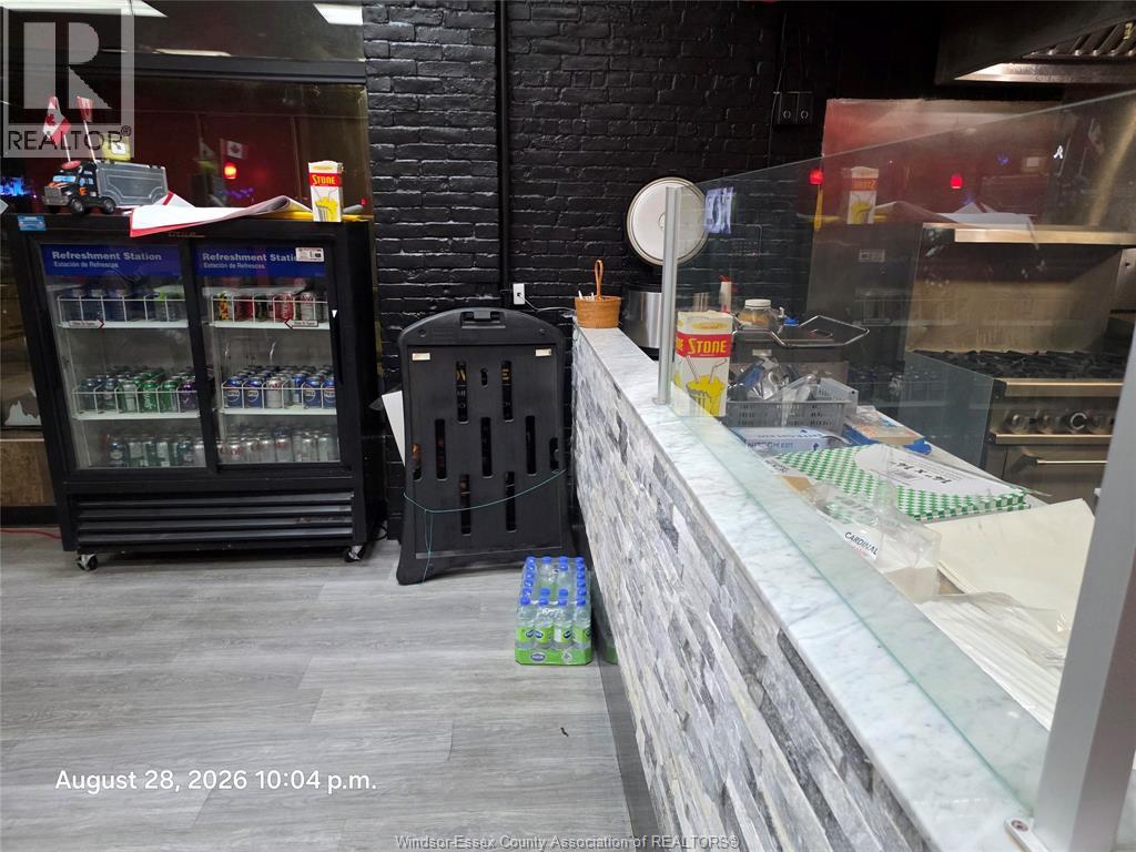 530 OUELLETTE AVENUE Unit# 1, Windsor — photo 5