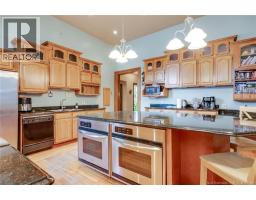 290 Crown Street, photo 3