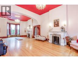 290 Crown Street, photo 2