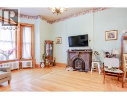 290 Crown Street, photo 10