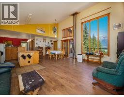 4151 Thomas Road, Golden, BC V0A1L0 Photo 11