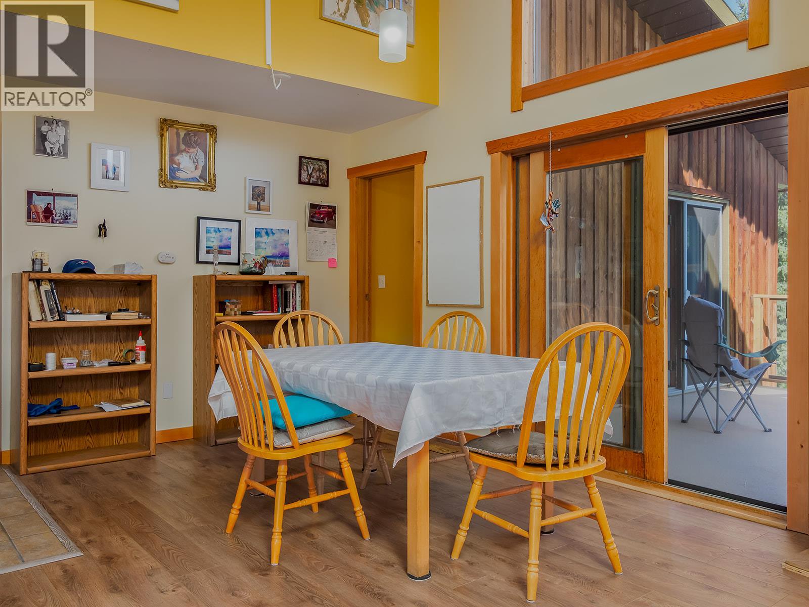 4151 Thomas Road - 10