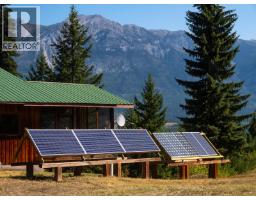 4151 Thomas Road, Golden, BC V0A1L0 Photo 52