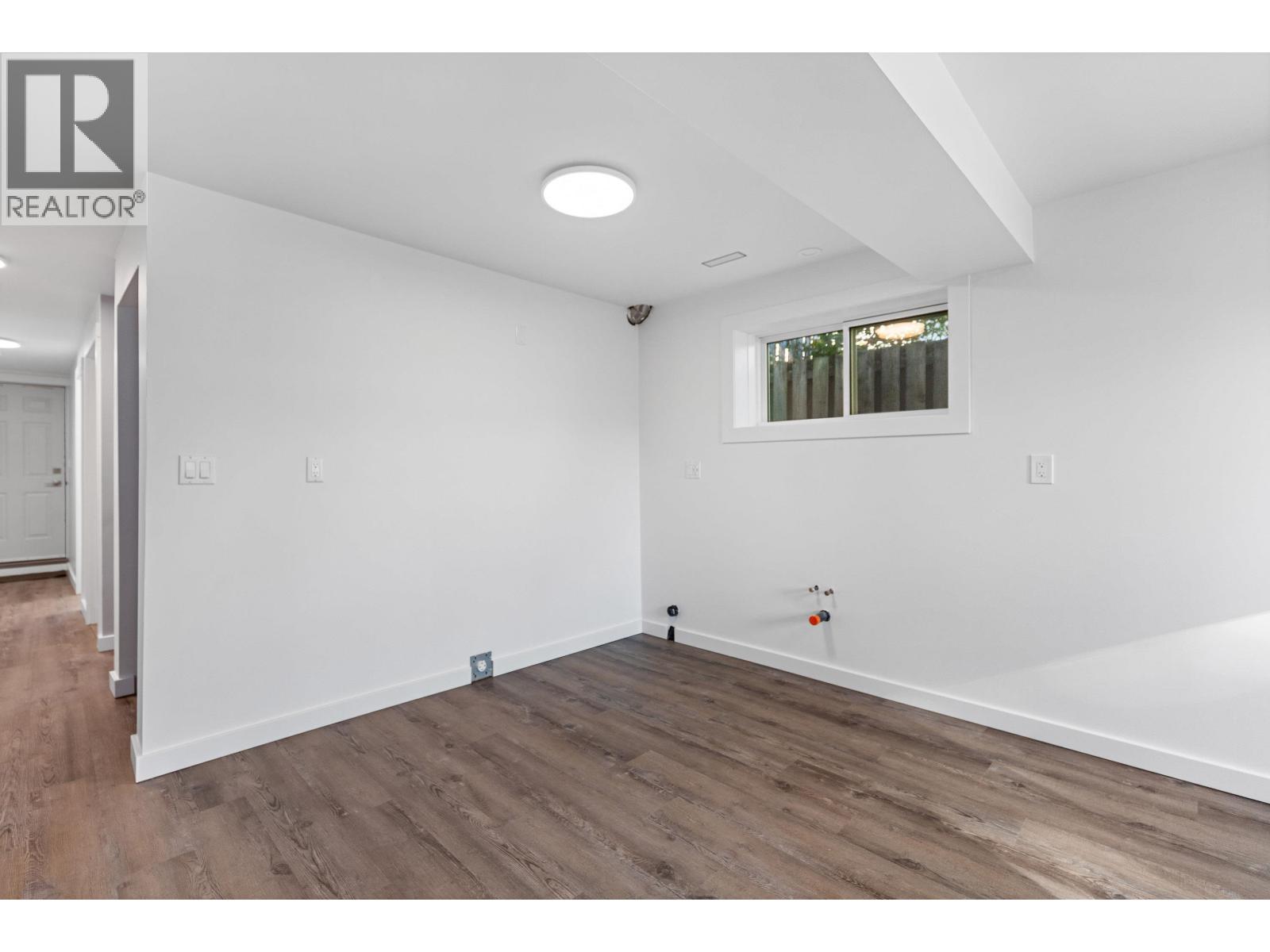 705 IRWIN STREET - 19