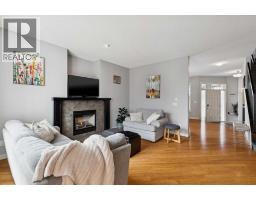 4pc Bathroom - 572 West Creek Point, Chestermere, AB T1X1T3 Photo 7