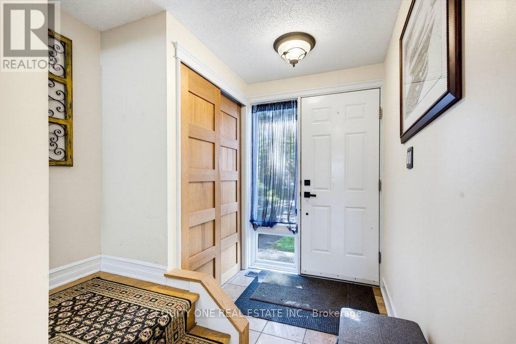 45 SOUTHVIEW CRESCENT - 6