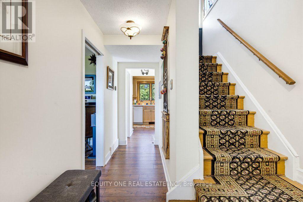 45 SOUTHVIEW CRESCENT - 7