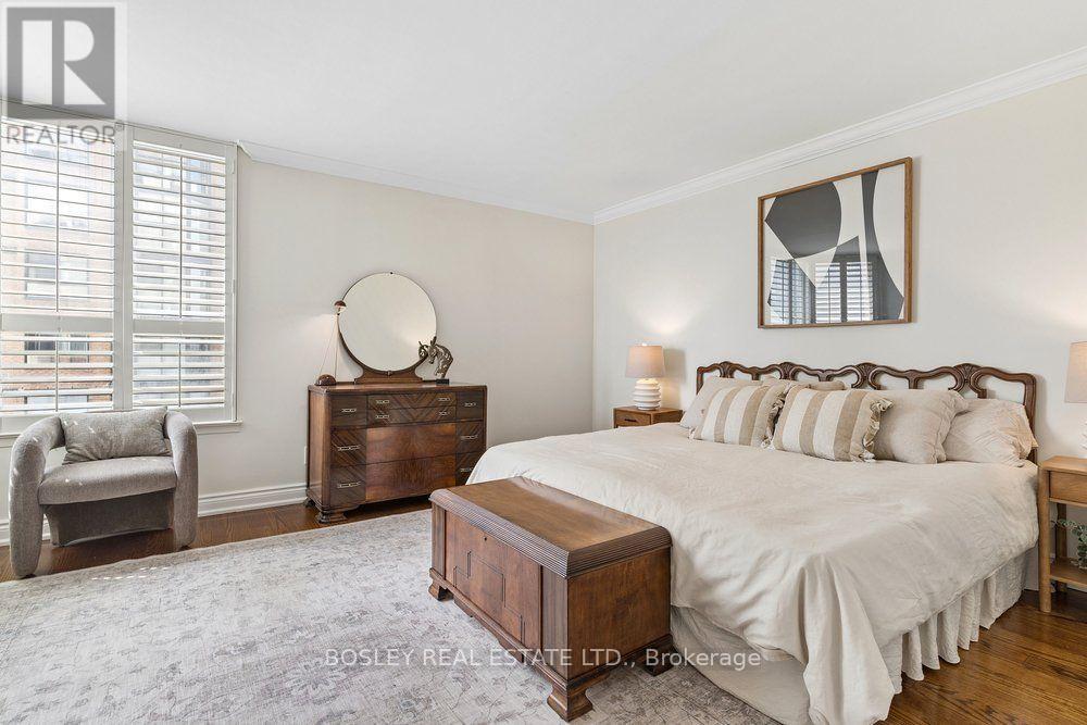 #915 268 RIDLEY BOULEVARD - 24