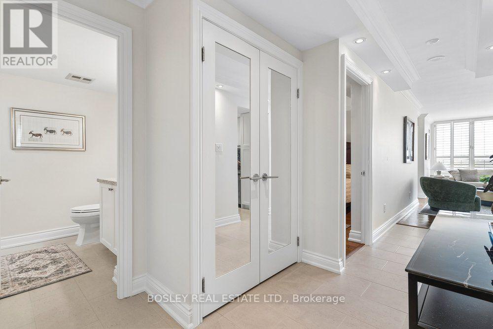 #915 268 RIDLEY BOULEVARD - 29