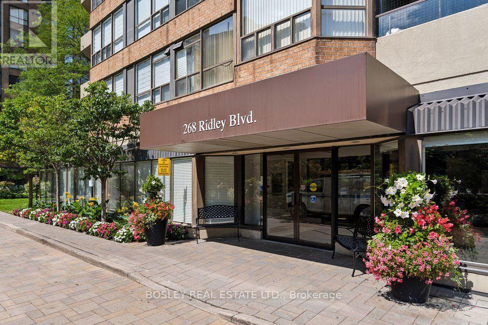 #915 268 RIDLEY BOULEVARD - 44